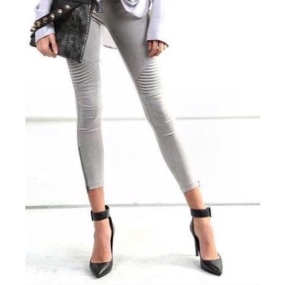 ❗️LAST❗️Heather Grey Moto Leggings with Ankle Zip - Picture 2 of 5